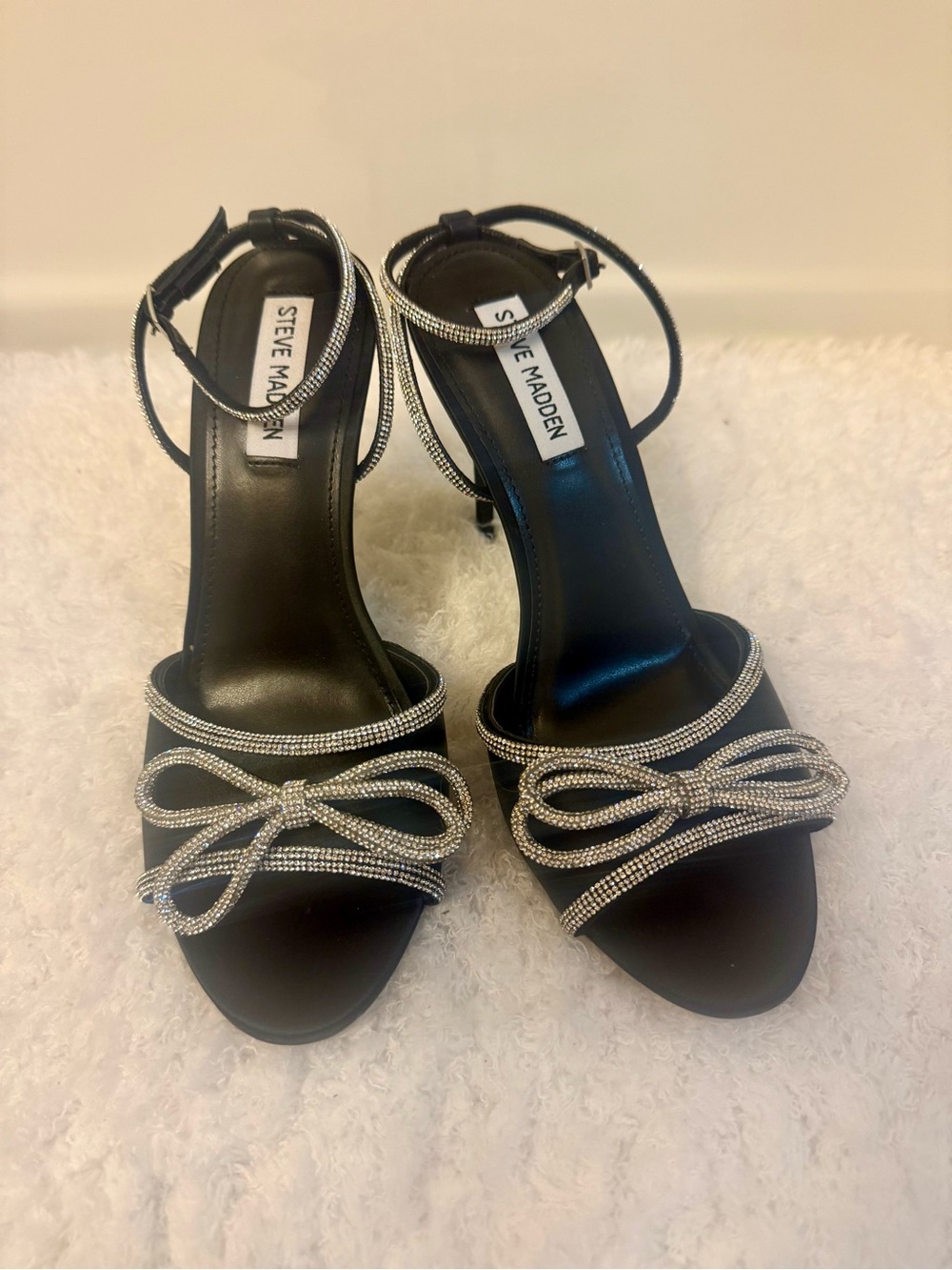 Steve Madden ARLA Heels - Size 8 1/2 - NEVER WORN, BRAND NEW